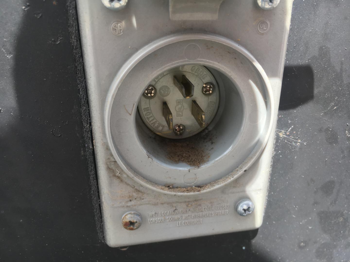 ./imagenes/INVOICE/2019/16489/PLANTA DE LUZ ONAN DGBC-3380779 (23).JPG